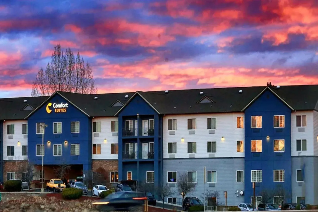 Comfort Suites Redmond Airport