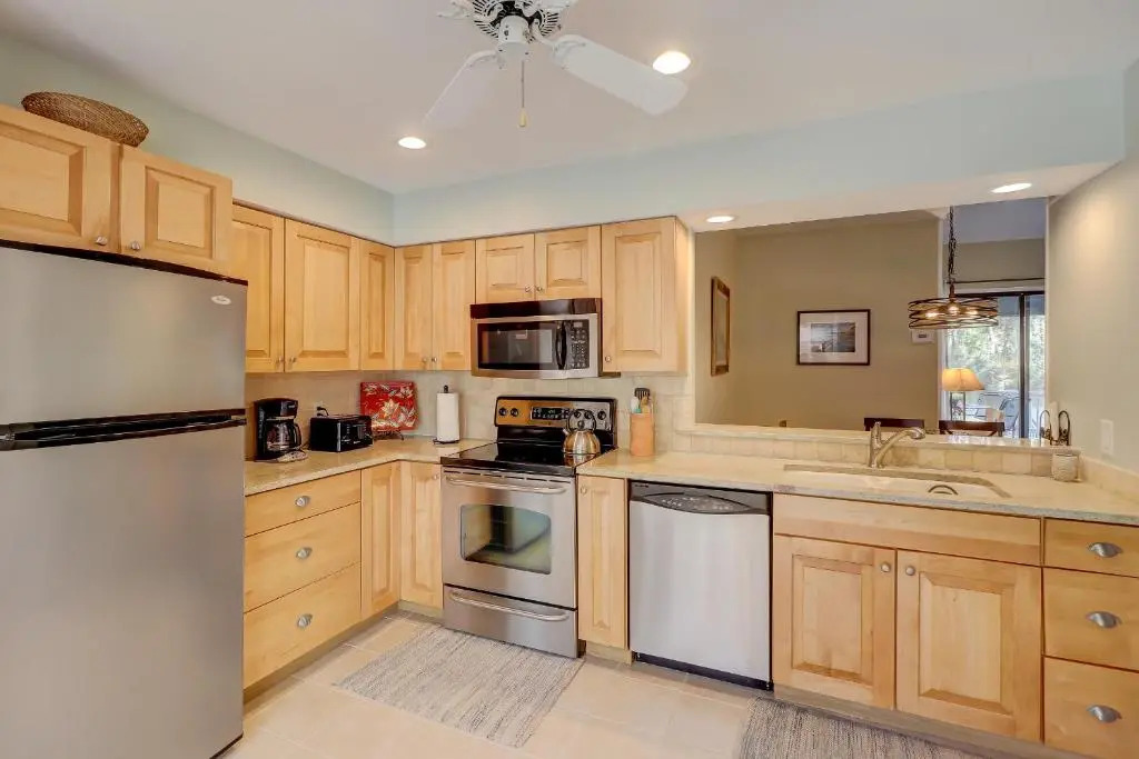 3327 Lake Forest Sea Pines 2 BR Condo