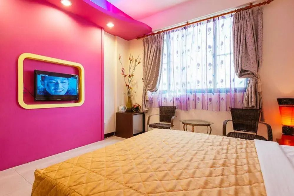 Baoge Hostel(屏東寶哥民宿)