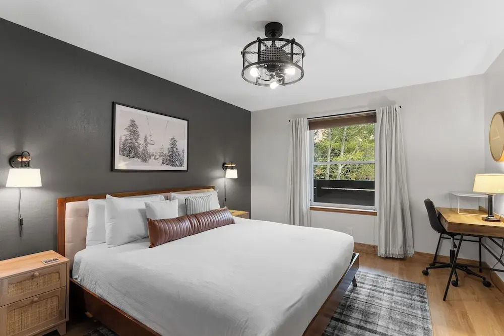Mountain Side Condominiums 152, Building H