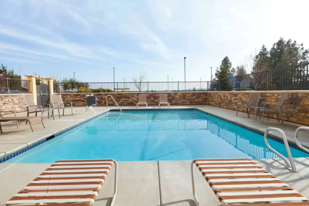 University Hotel Davis Area by IHG