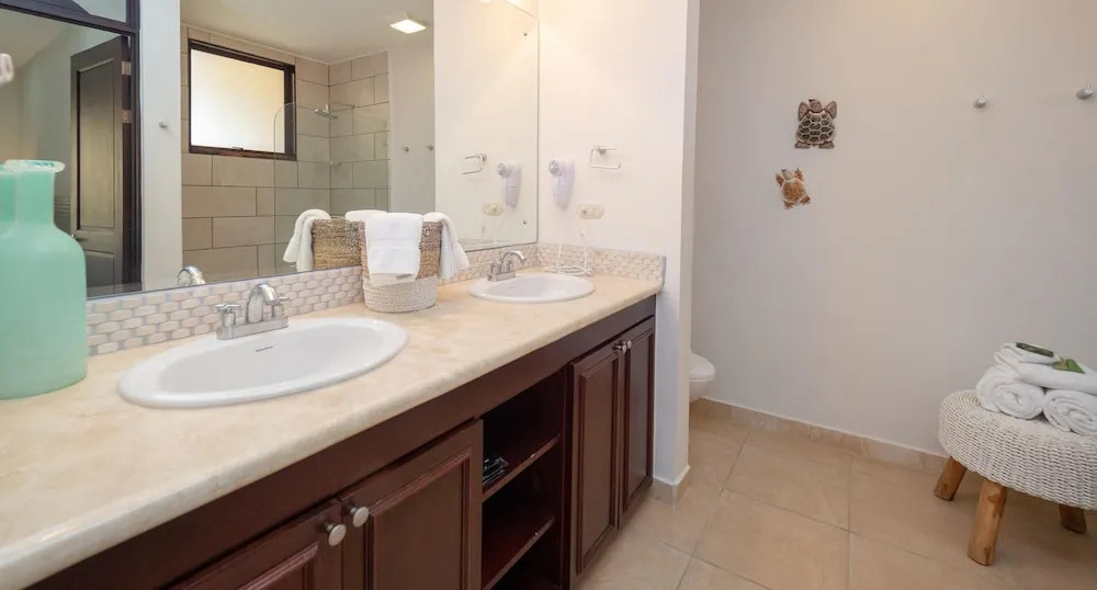 Encantada Luxury Condo J3