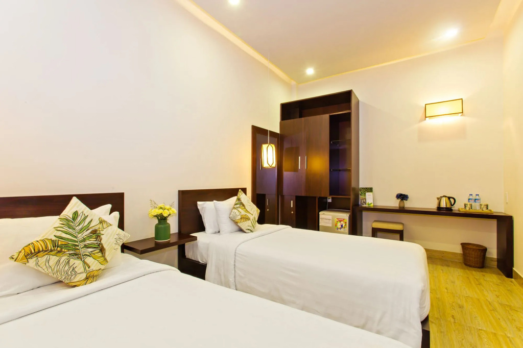 Vaia Hoi An Boutique Hotel
