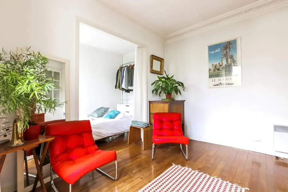 Spacious & Bright Apartment for 2 in Faidherbe/nation