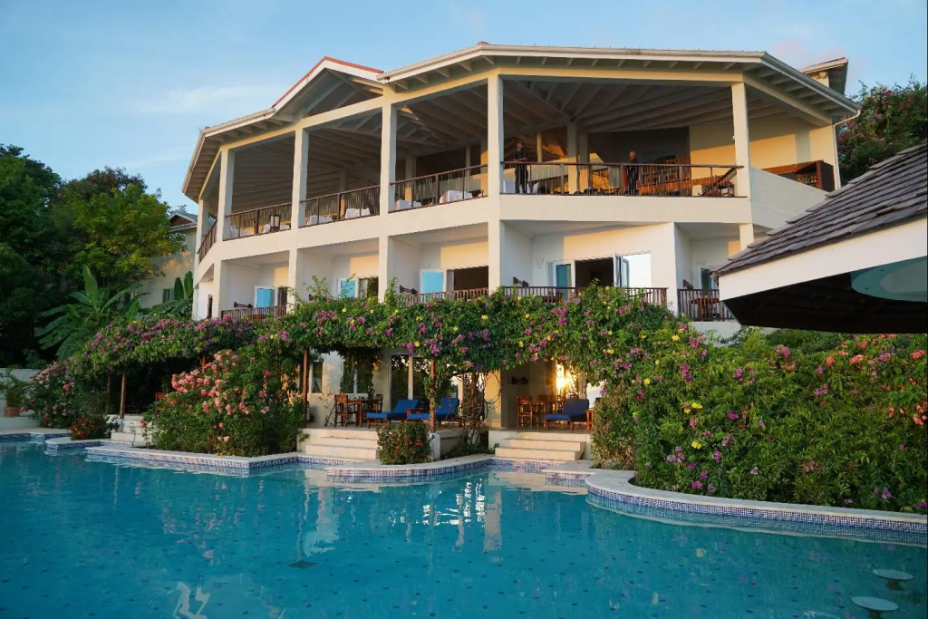 Calabash Cove Resort And Spa - Adults Only