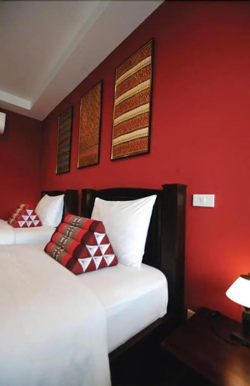 Focal Local Bed & Breakfast