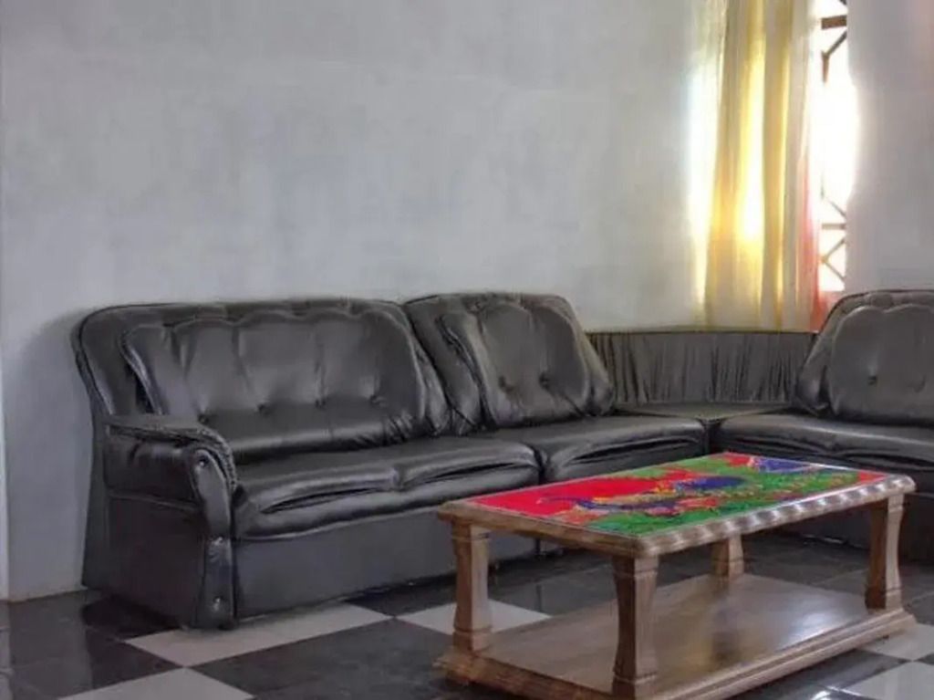 Ucha Guest House / Chambres D'hotes