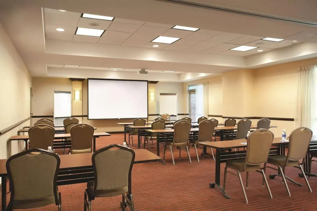 Hyatt Place Orlando Airport