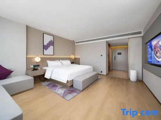 Lavande Hotel (Zhaotong Zhenxiong Hongxing International)