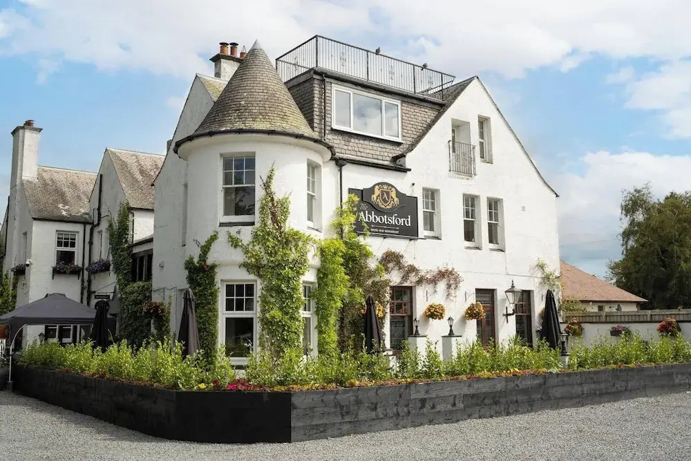 Abbotsford Hotel