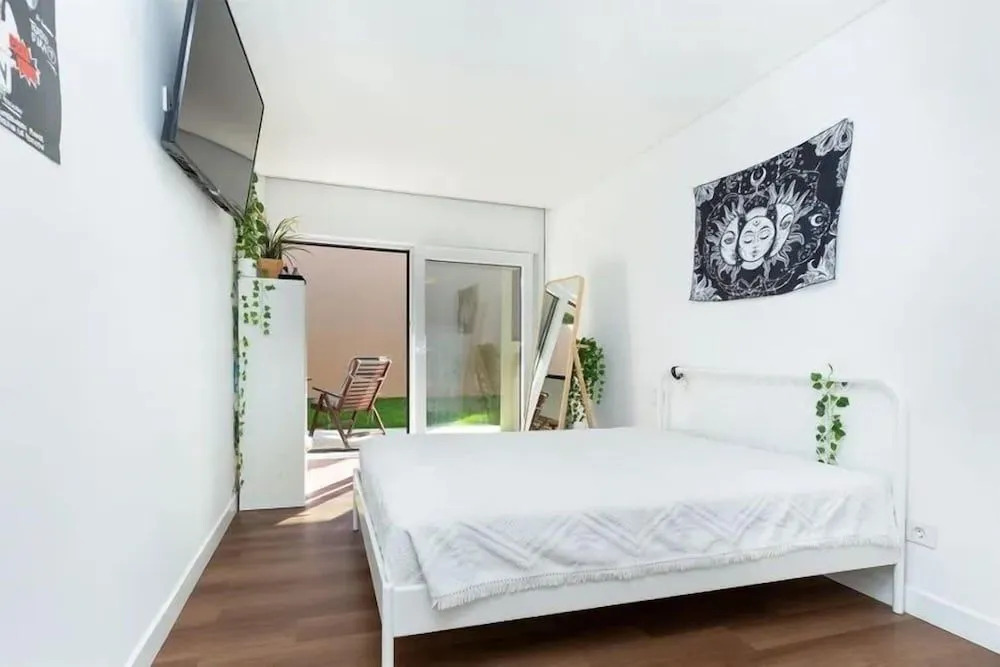 Modern 4-bed Villa 4K Beach 30k Lisbon