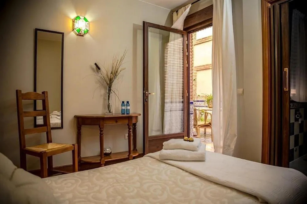 Hostal Tic-Tac