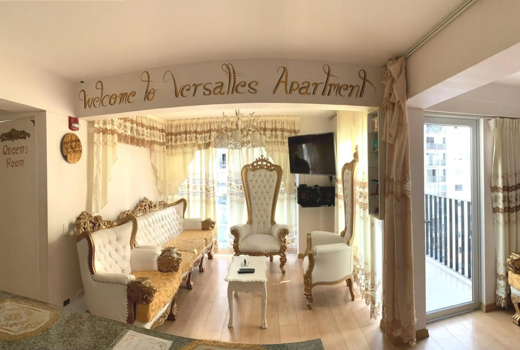 Versalles Apartment