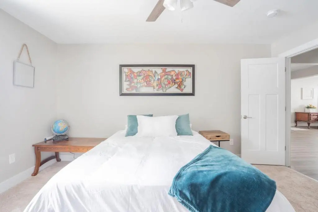 Twice as Nice! Sleeps 22, 1 minute to Ark!