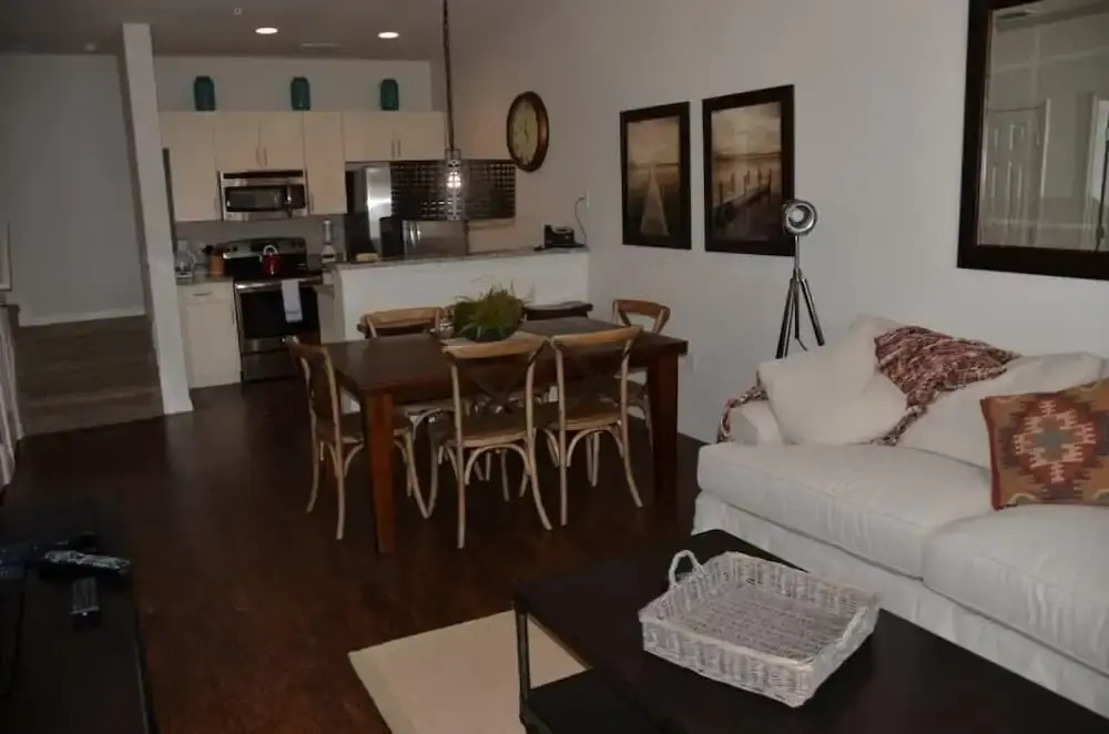 Lucaya Village Resort - 3 Beds and 2 Baths. ID: 57417