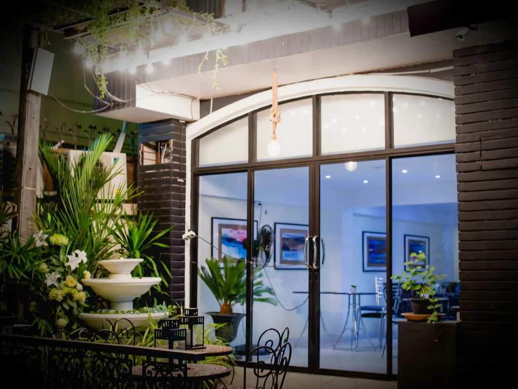 Anchor Boutique House