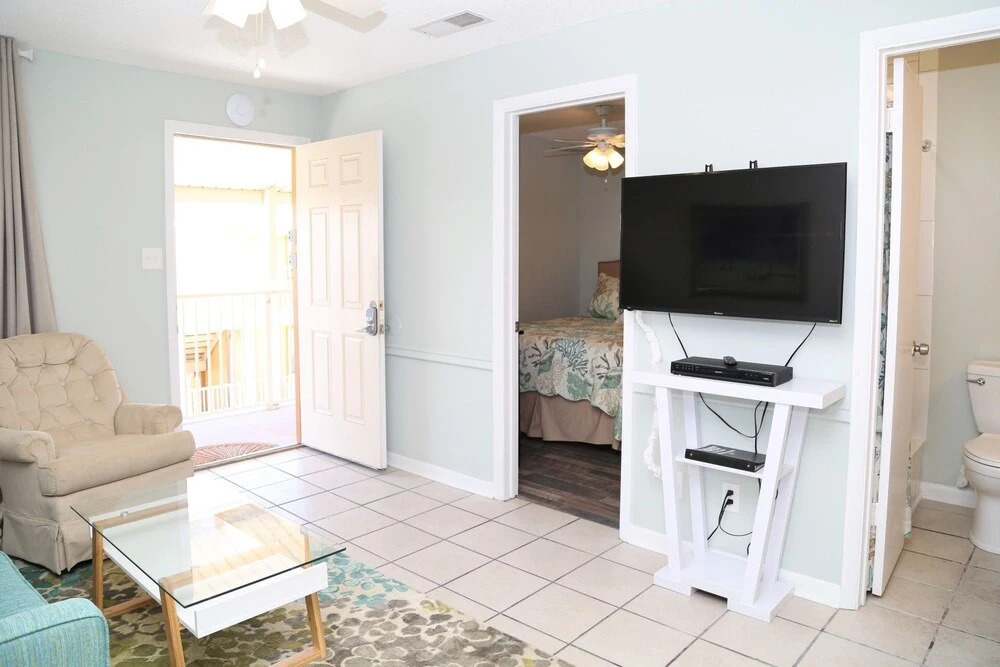 Sunrise Ge 212 2 Bedroom Condo by RedAwning