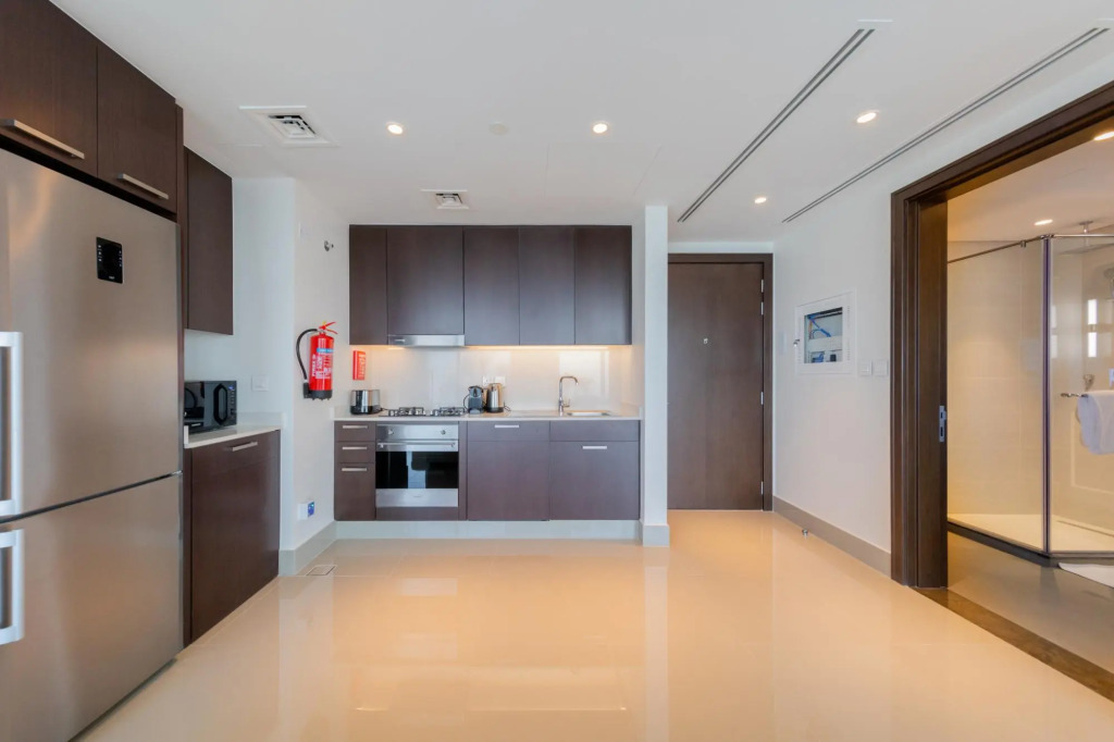 DXB - Opera Grand - 6104 - DT