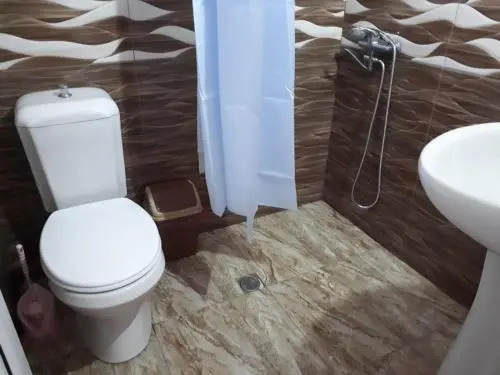 Rezos House