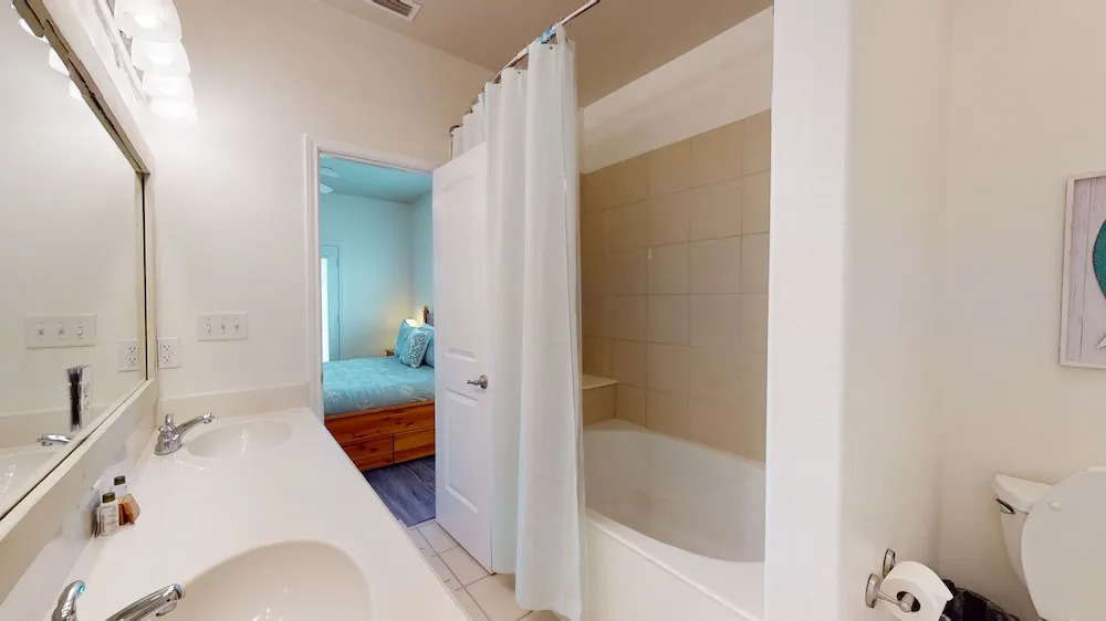 Port-a Vida 3 Bedroom Condo