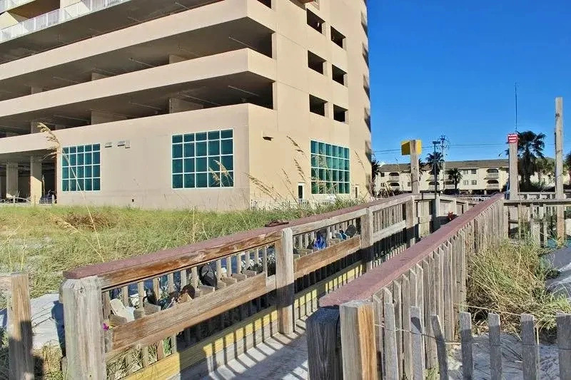 Crystal Shores West 805