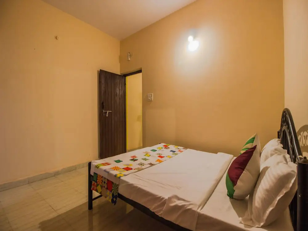 OYO 12489 Home 1BHK Calangute Beach