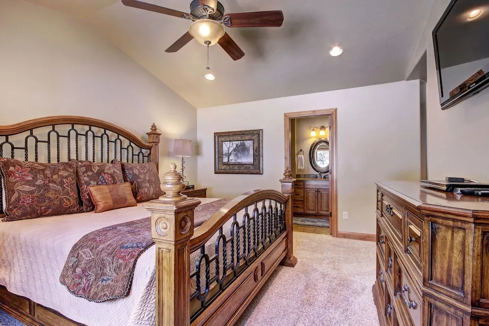 Lofty Fox Villa Townhouse