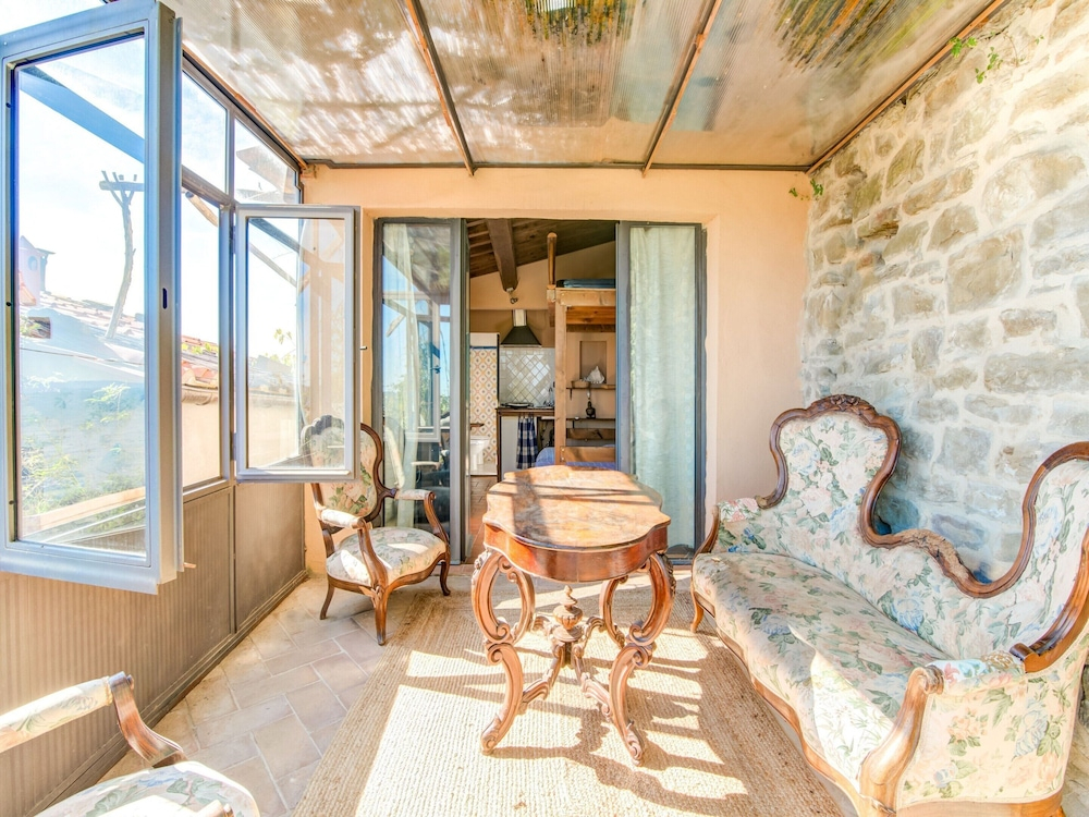 Villa in Cortona with pool
