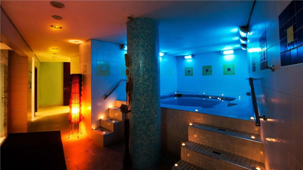 Signia by Hilton
