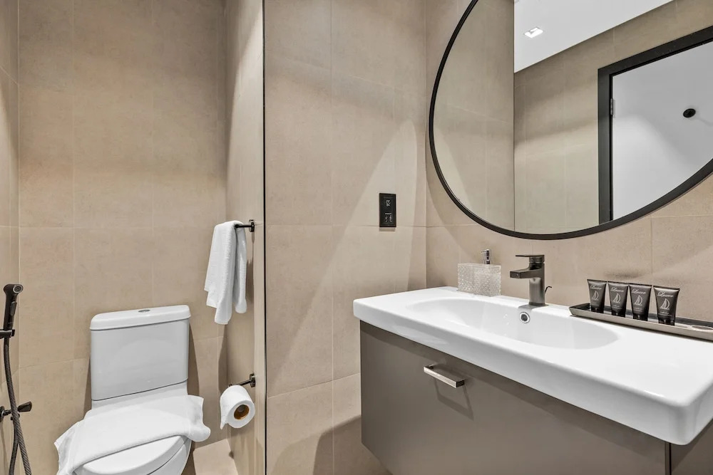 Waves - City Serenity: Luxe Living at 15 Northside Tower 2