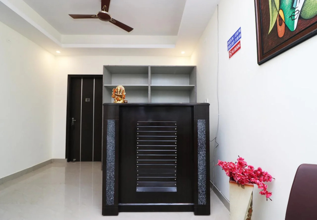 Live Inn By OYO Rooms