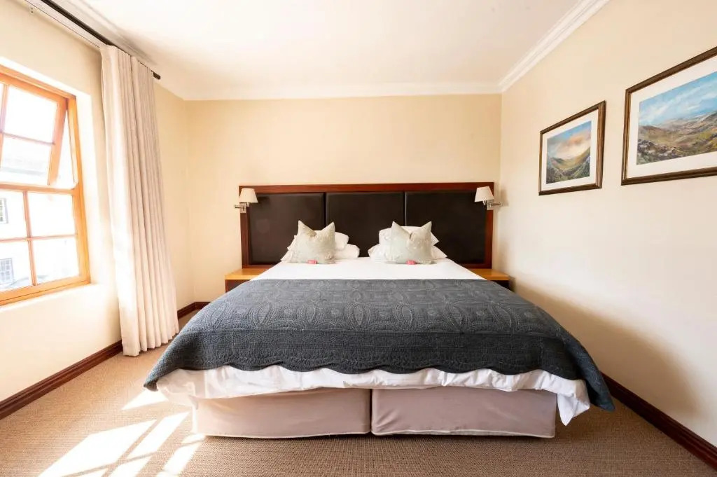 Noordhoek Village Hotel