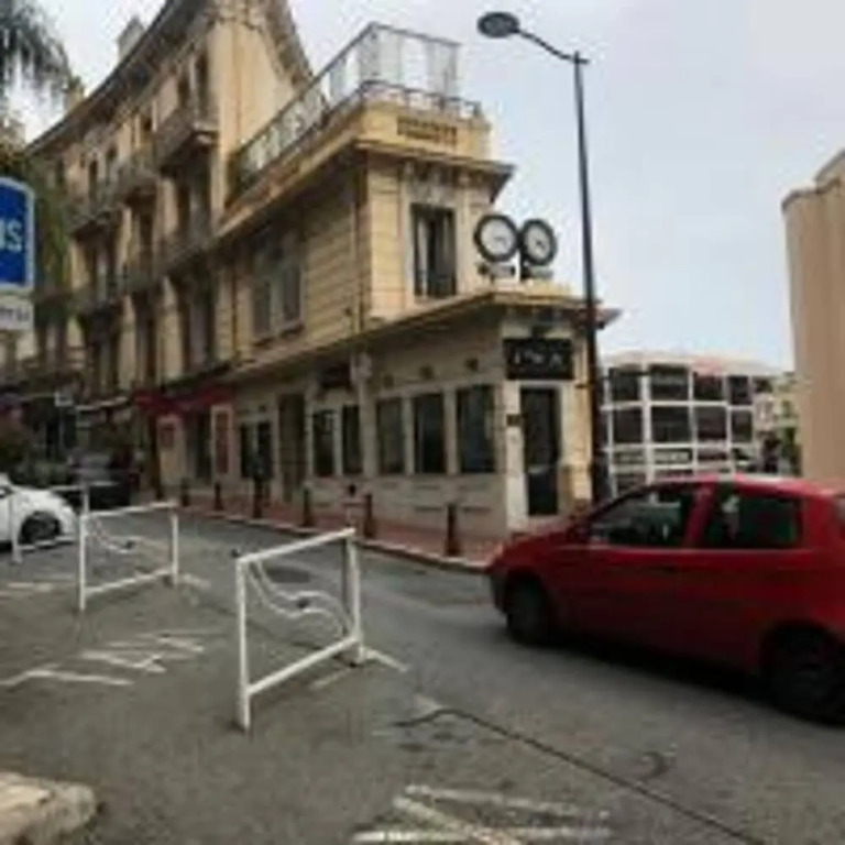 Monaco Studio "907"