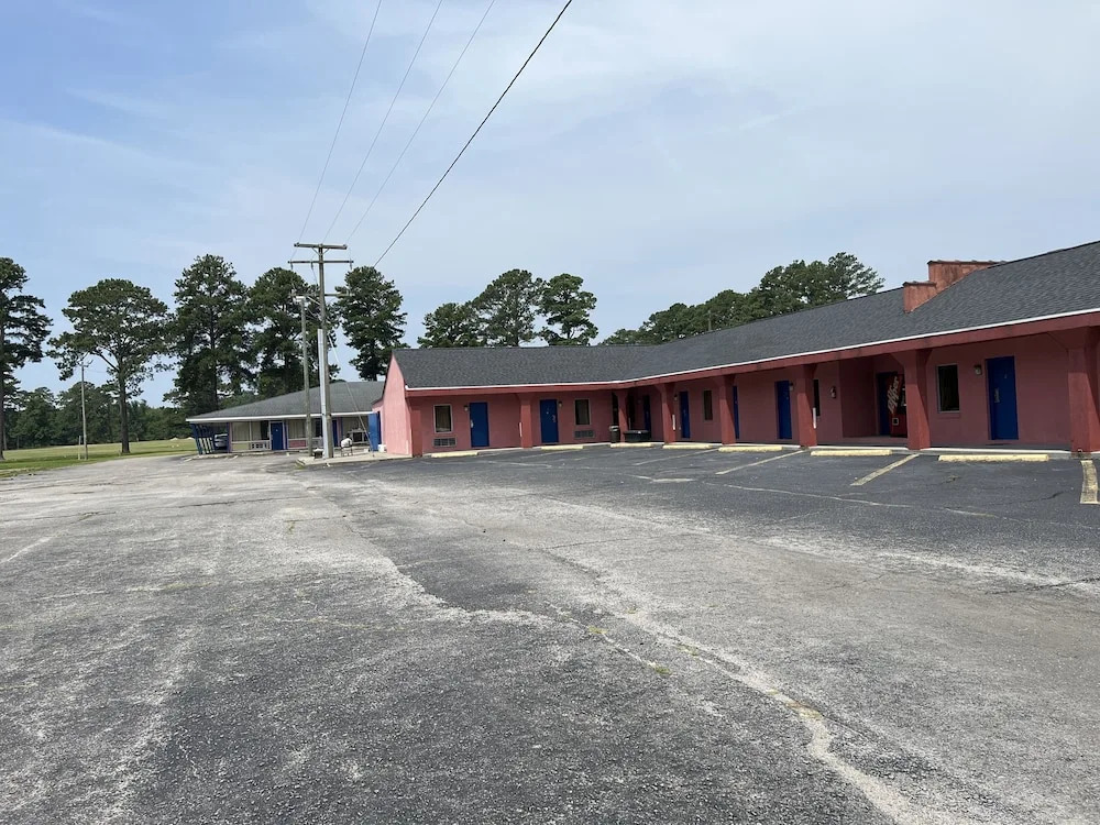 Ross Motel