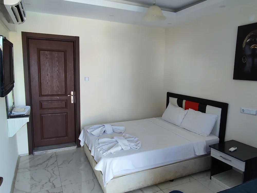 Ozturk Hotel