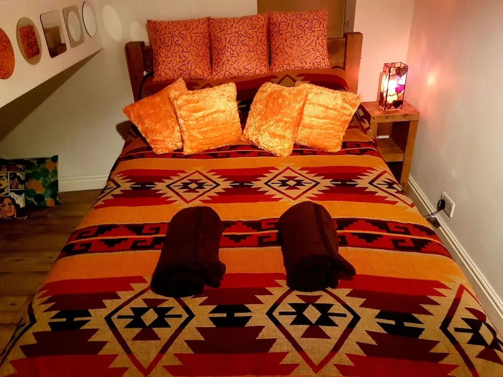 Large Luxury Self-Catering Barn