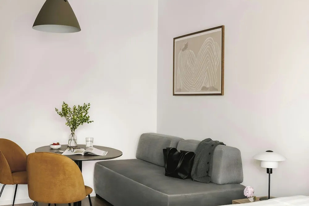 Numa Milan Montenero