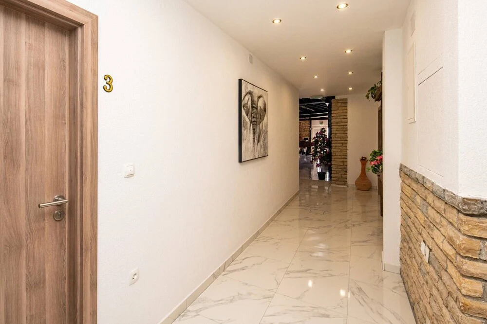 4 Great Villa Ancora For 16 Guests
