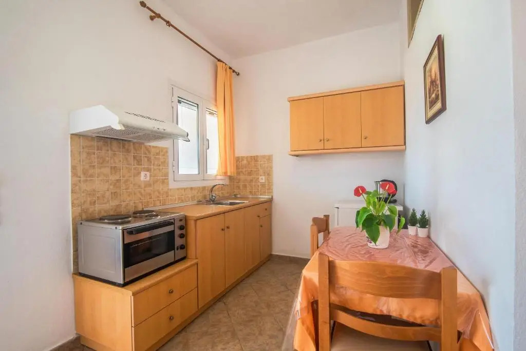 Aleka Apartment 5
