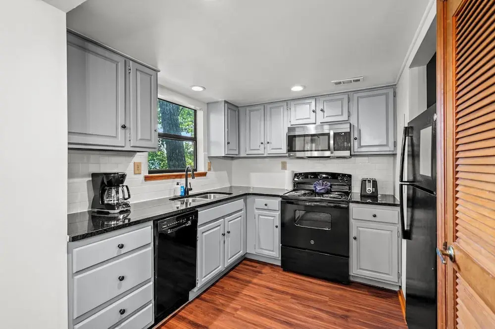 Pinecrest Townhomes