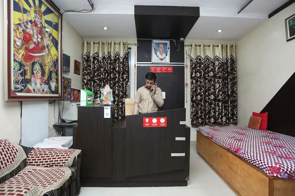 OYO 8869 Hotel-a-firoza