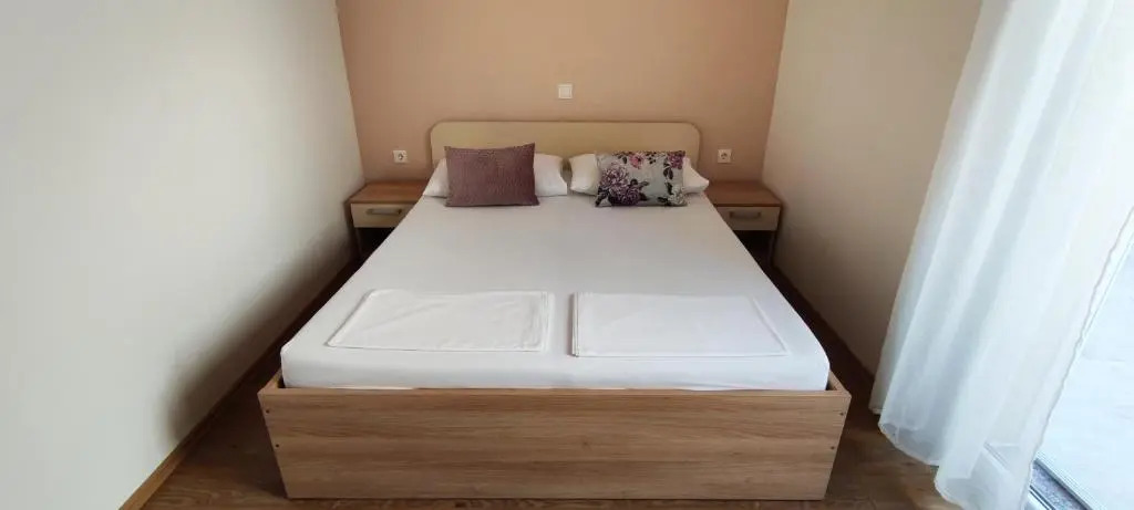 Apartments Lidija