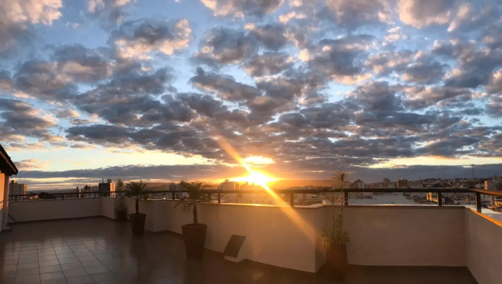 Hz Hotel