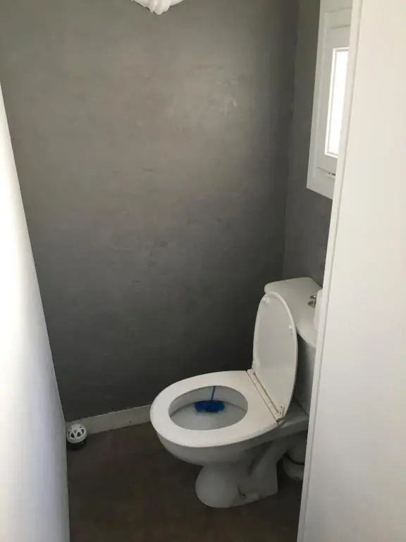 Petite maison a deux pas de la plage