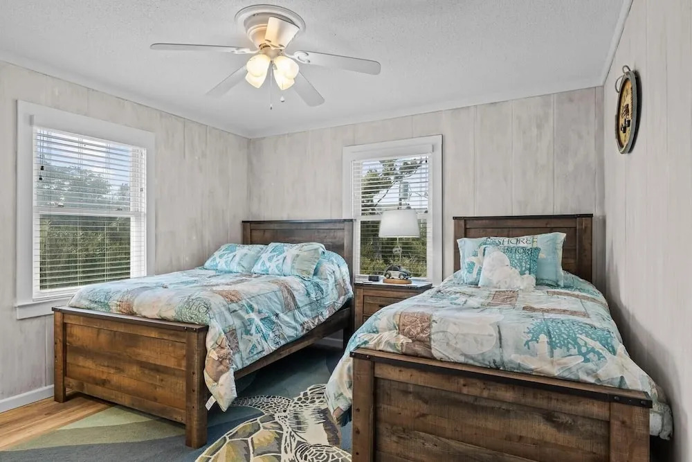 The Beachcomber 5 Bedroom Home by RedAwning