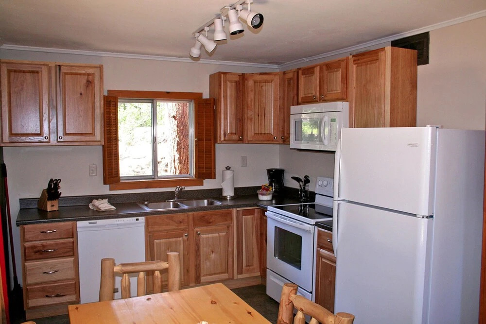 Mountain Pine Cabin by Rocky Mountain Resorts- #20-ncd0296