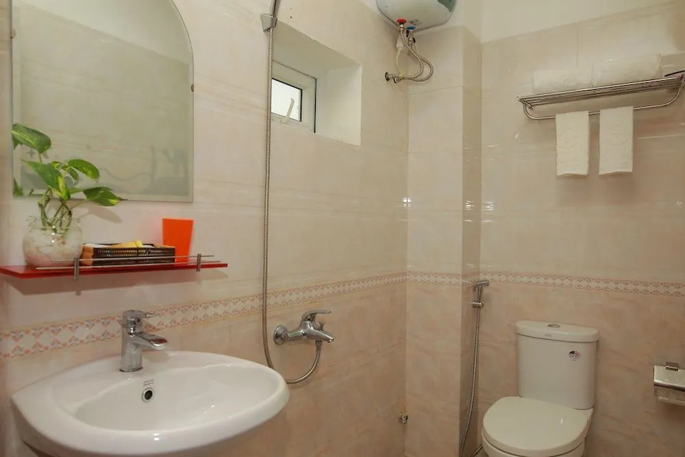 Cong Thuong Hotel