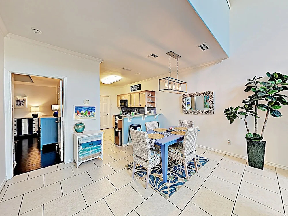 South Padre Island Townhouse #115 3 Bedrooms 2.5 Bathrooms Townhouse