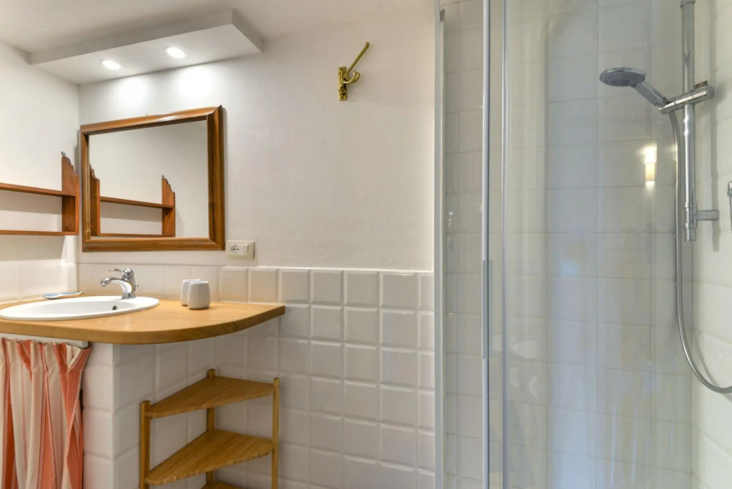 Bacio del sole, newly renovated four-room apartment, made by 7 beds-Bacio Del Sole