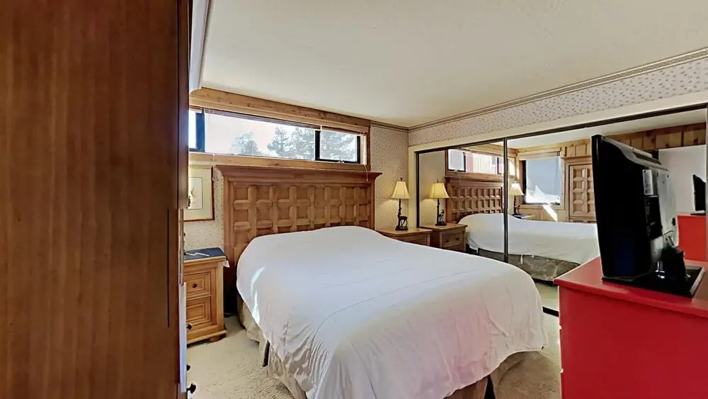 584 2 Bedroom Home